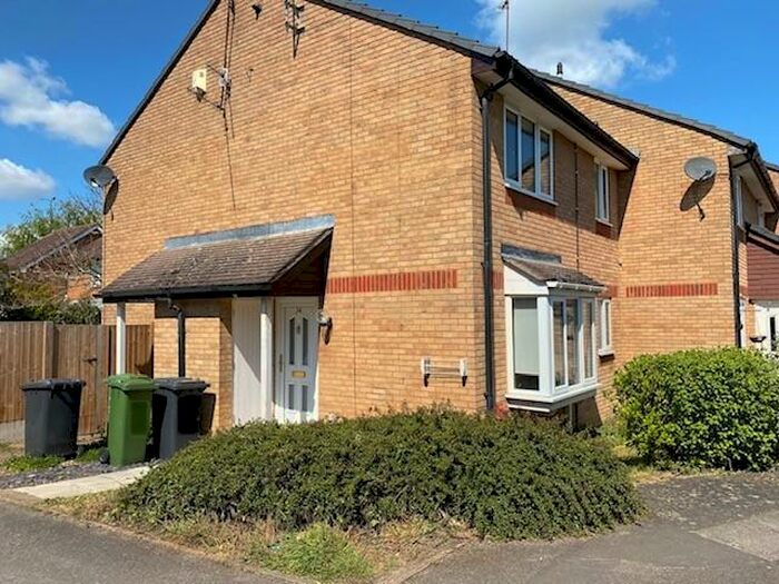 1 Bedroom House To Rent In Bramingham, LU3