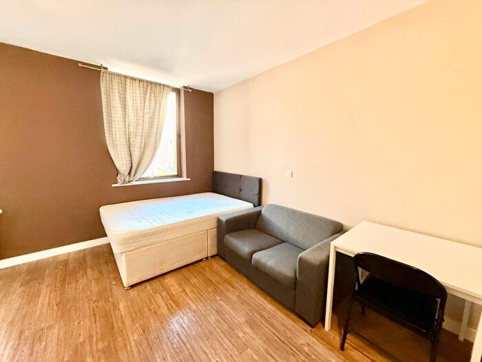 1 Bedroom Flat To Rent In Moorfields, Liverpool, L2