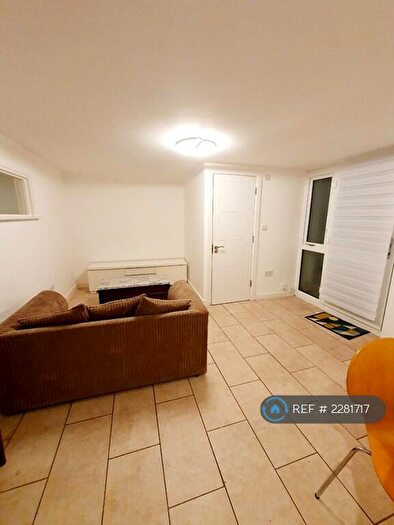 1 Bedroom Flat To Rent In Brookhill Road, London, SE18