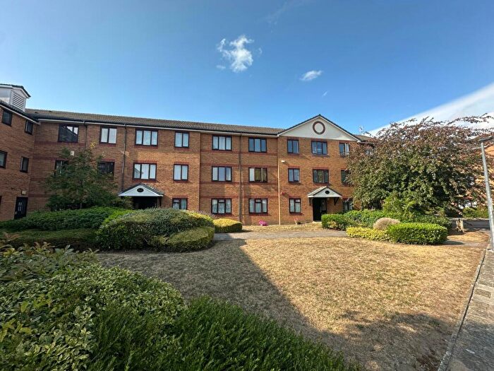1 Bedroom Flat To Rent In Pullman Place, Eltham, SE9