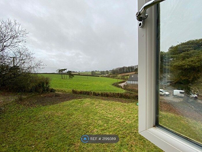 1 Bedroom Flat To Rent In Hill Barn Farm, Chard, TA20