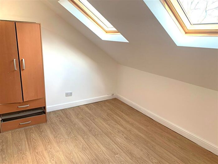 1 Bedroom Apartment To Rent In Windmill Lane, Nottingham, NG3