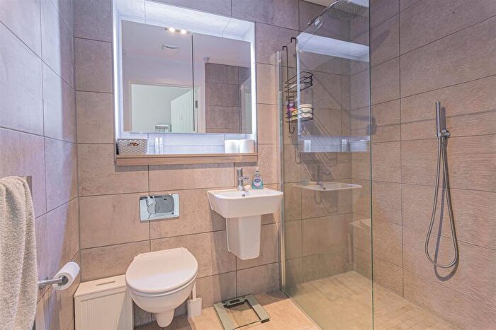 2 Bedroom Retirement Property For Sale In Wadswick Green, SN13