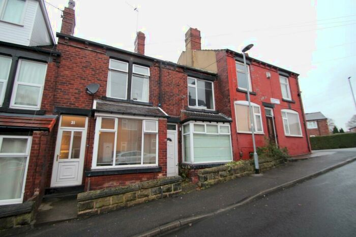 2 Bedroom House To Rent In Hawksworth Grove, Leeds, West Yorkshire, LS5