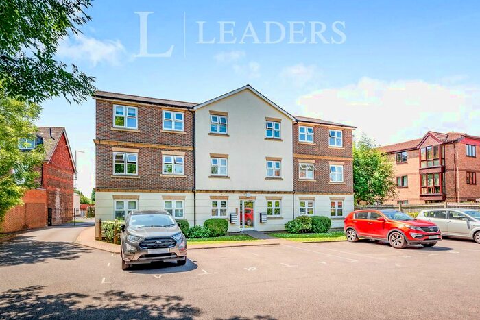 2 Bedroom Flat To Rent In Brighton Road, Horsham, RH13