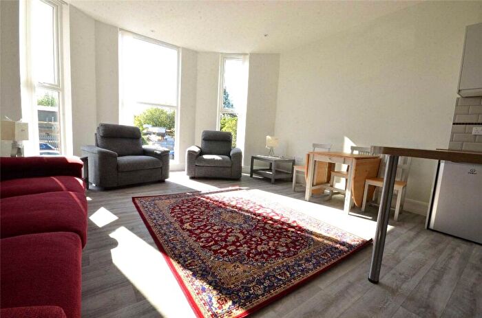 2 Bedroom Apartment To Rent In Ladybarn Road, Fallowfield, Manchester, Greater, M14