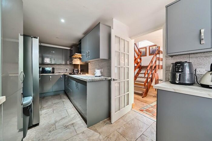 6 Bedroom Detached House For Sale In Goodby Road, Birmingham, B13
