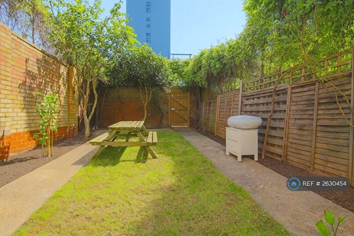4 Bedroom Maisonette To Rent In Rounton Road, London, E3