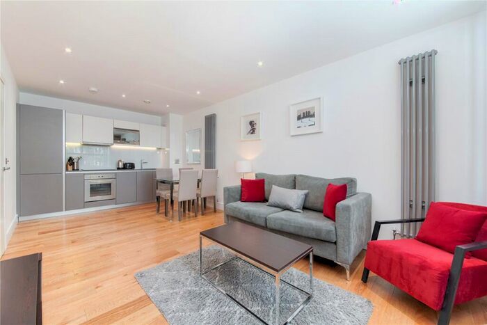 2 Bedroom Flat To Rent In Carlow House, London, NW1