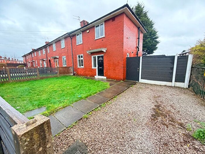 2 Bedroom Semi Detached House To Rent In Haddon Road, Eccles, Manchester, M30