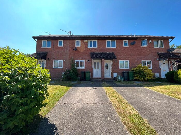 Terraced House To Rent In Carlton Close, Thornhill, Cardiff, South Glamorgan, CF14
