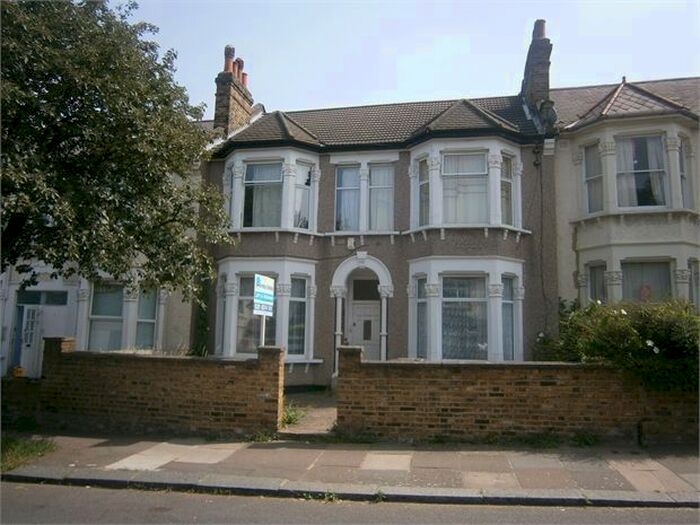 2 Bedroom Flat To Rent In George Lane, Lewisham, London SE13