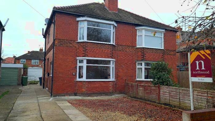 3 Bedroom Semi-Detached House To Rent In Broadway, , Fulford, YO10