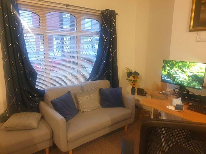 2 Bedroom Terraced House To Rent In Caludon Road, Coventry, West Midlands, CV2