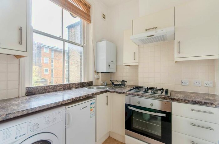 2 Bedroom Flat To Rent In Portnall Road, Maida Vale, London, W9