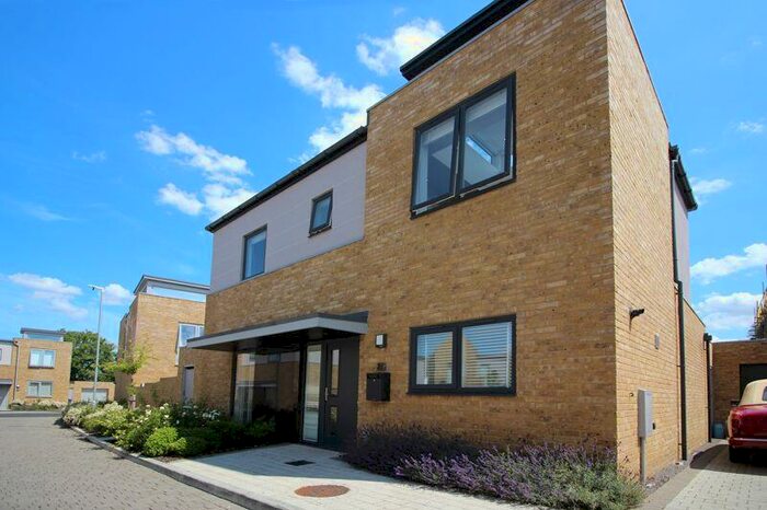 3 Bedroom Detached House To Rent In Canterbury, CT1