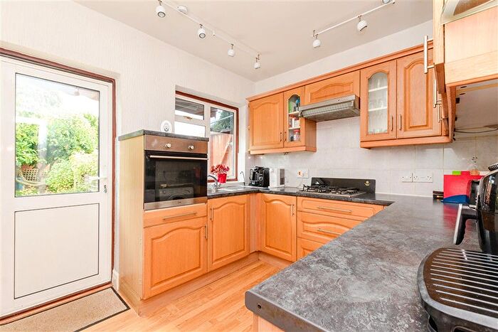 2 Bedroom Semi-Detached Bungalow For Sale In Kynaston Road, Orpington, Kent, BR5