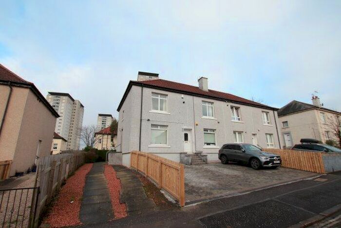 2 Bedroom Flat To Rent In Baldric Road, Glasgow, G13