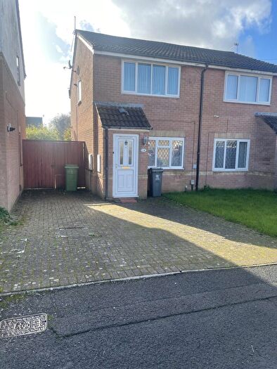2 Bedroom Semi-Detached House To Rent In Laureate Close, Llanrumney, Cardiff, CF3