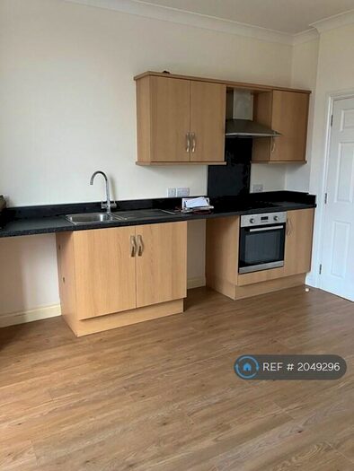 1 Bedroom Flat To Rent In Exeter Road, Exmouth, EX8