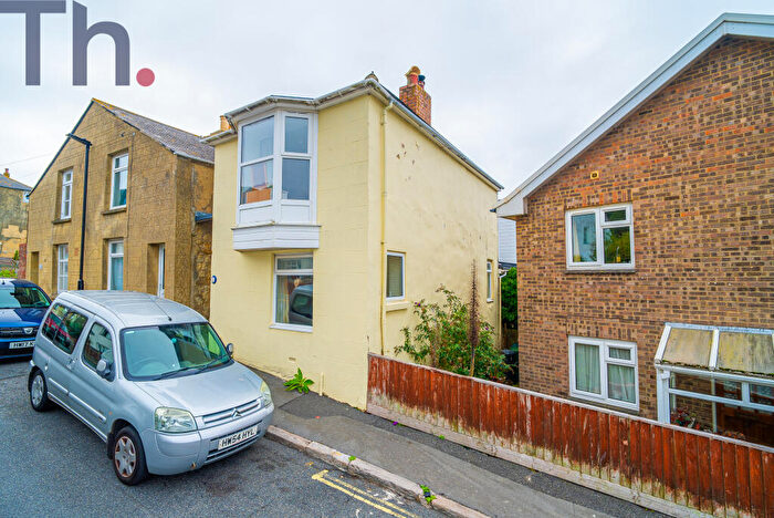 3 Bedroom Detached House For Sale In Ventnor, Isle Of Wight, PO38
