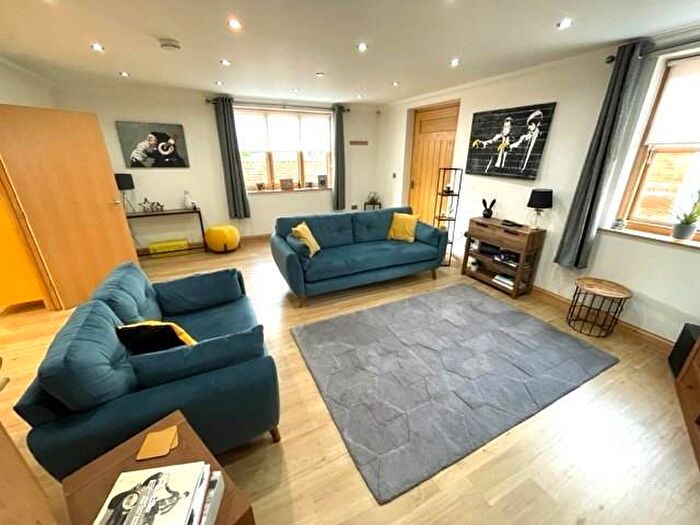 2 Bedroom Mews To Rent In The Street, Great Saling, Braintree, CM7