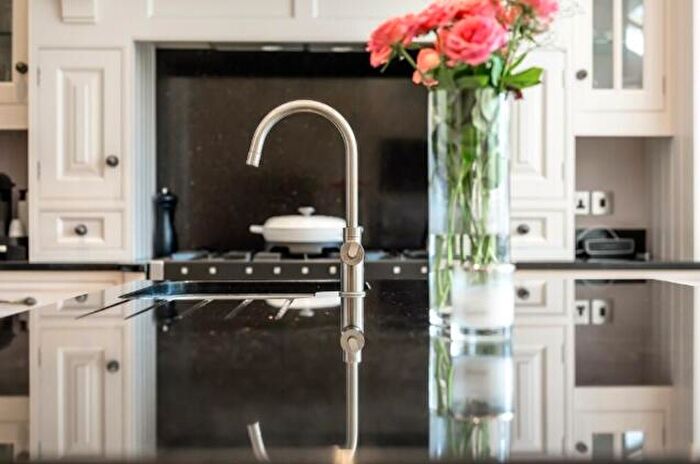 1 Bedroom Apartment To Rent In Quay Walk, Brent, HA0