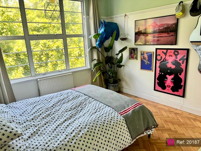 2 Bedroom Flat To Rent In Burnt Ash Hill, London, SE12