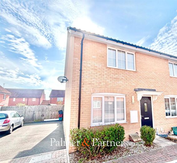 2 Bedroom Semi-Detached House For Sale In Nicholls Way, Clacton-on-Sea, Essex, CO16