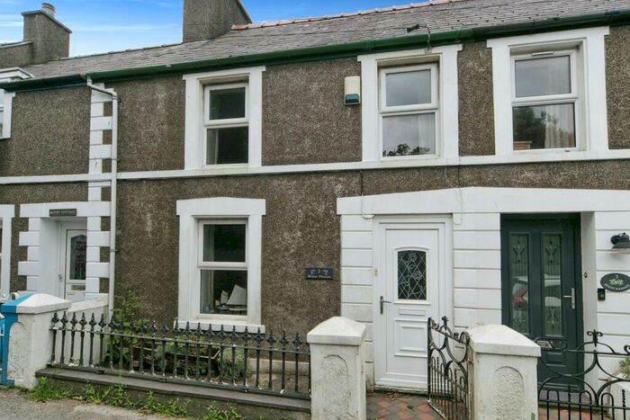 2 Bedroom Terraced House For Sale In Lon Uchaf, Morfa Nefyn, Pwllheli, Gwynedd, LL53
