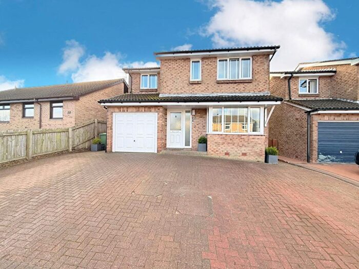 4 Bedroom Detached House For Sale In Easton Drive, Shieldhill, FK1