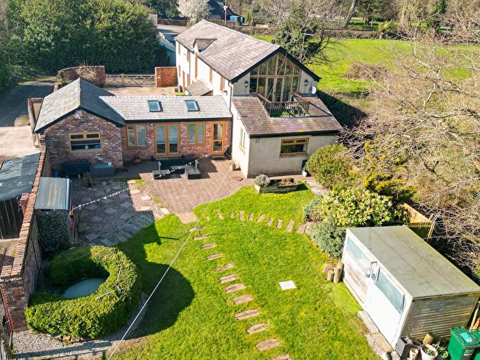 4 Bedroom Barn Conversion For Sale In Liverpool Road, Neston, CH64