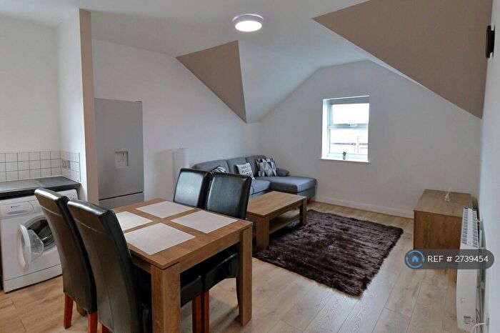 2 Bedroom Flat To Rent In Church View, Swinton, Manchester, M27