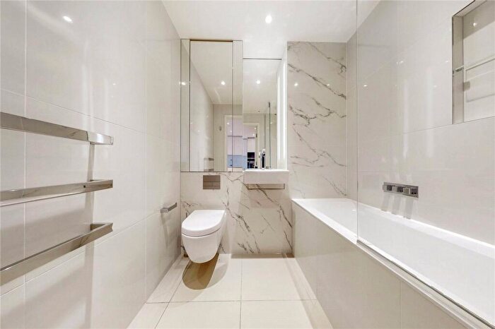 1 Bedroom Flat To Rent In Hampton Tower, London, E14