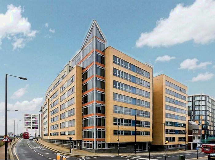 1 Bedroom Flat To Rent In Roxborough Heights, Headstone Road, Harrow, HA1