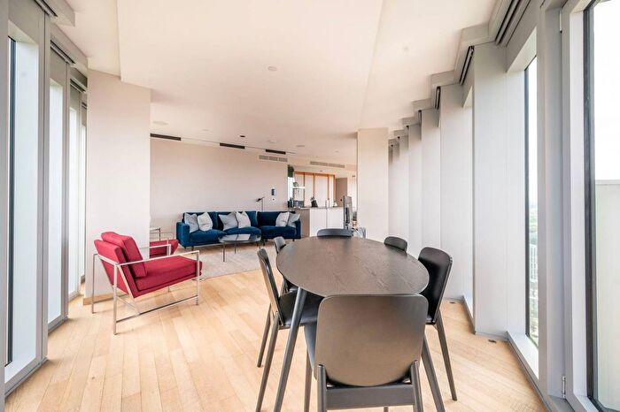 2 Bedroom Flat To Rent In Manhattan Loft Apartments, Stratford, London, E20