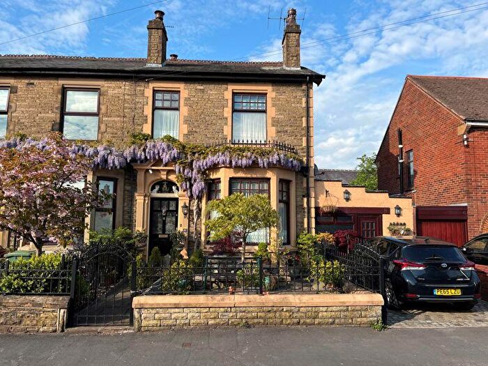 3 Bedroom End Of Terrace House For Sale In Rawcliffe Road, Chorley, PR7