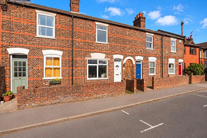 2 Bedroom Terraced House For Sale In Oswald Road, St. Albans, Hertfordshire, AL1