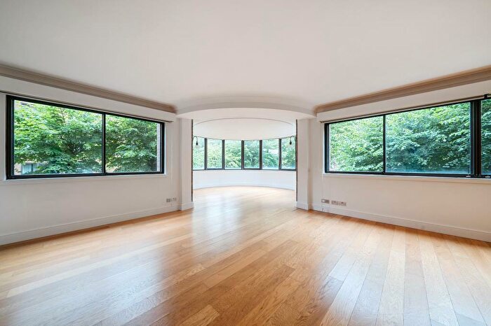 3 Bedroom Apartment To Rent In Queens Terrace, St. Johns Wood, NW8
