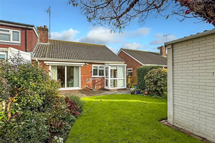 2 Bedroom Bungalow For Sale In Ashurst Way, East Preston, Littlehampton, West Sussex, BN16