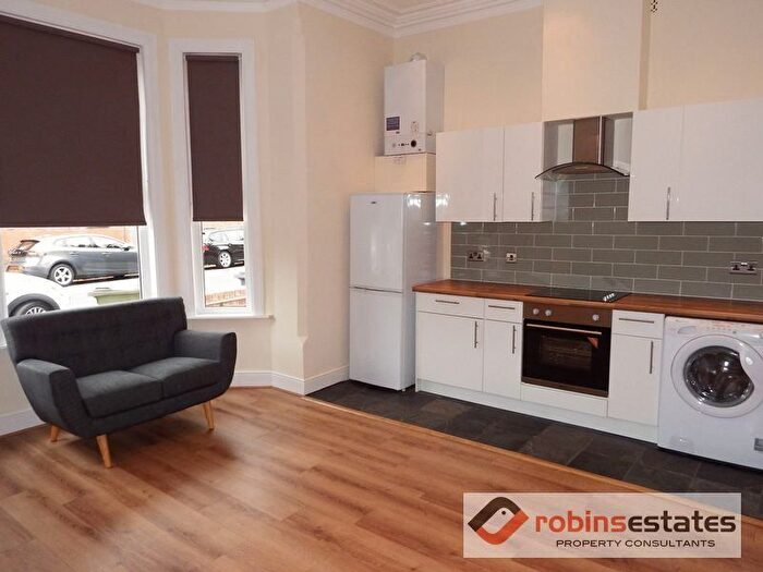 1 Bedroom Flat To Rent In Fishpond Drive, Nottingham, NG7