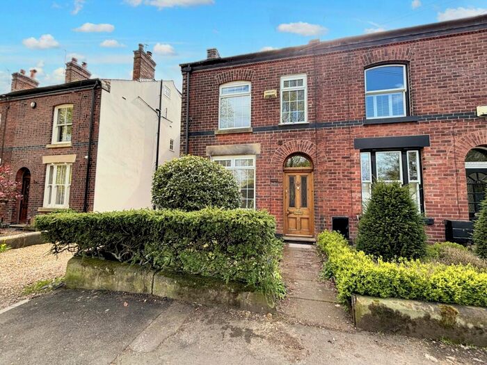2 Bedroom End Of Terrace House To Rent In Greenleach Lane, Worsley, M28