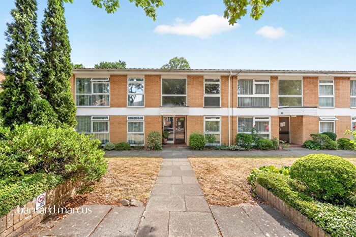 1 Bedroom Flat For Sale In Brambledown Road, Wallington, SM6