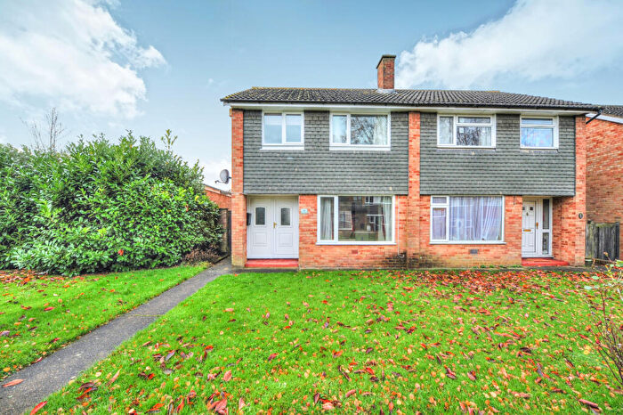 3 Bedroom Semi-Detached House To Rent In Clyde Place, Bletchley, Milton Keynes, MK3