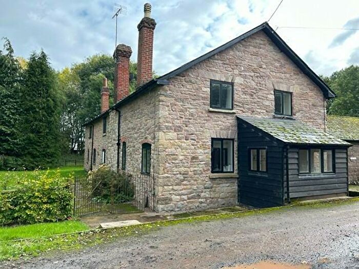 4 Bedroom Cottage To Rent In Kington, Herefordshire, HR5