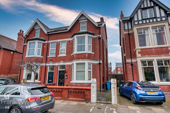 2 Bedroom Flat For Sale In All Saints Road, Lytham St. Annes, Lancashire, FY8