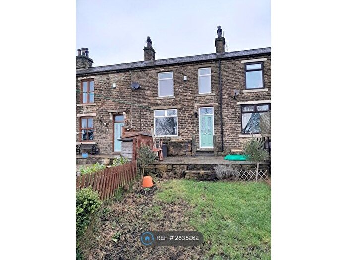 2 Bedroom Terraced House To Rent In Moor View, Bradford, BD4