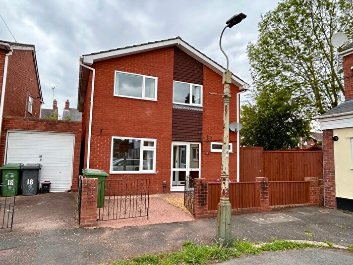 4 Bedroom Detached House To Rent In Princes Square, St Thomas, Exeter, EX2
