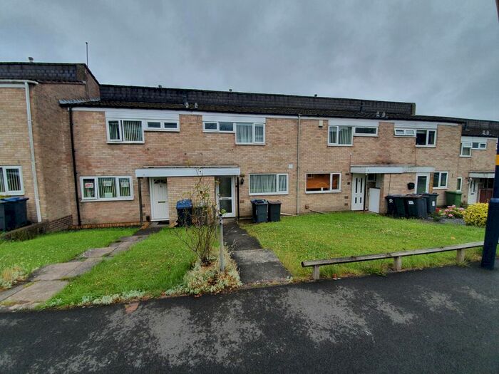 2 Bedroom Property To Rent In Simmons Leasow, Quinton, Birmingham, B32