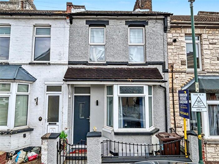 3 Bedroom Terraced House For Sale In Sidney Road, Gillingham, Kent, ME7